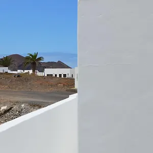 https://habitacion-con-bano-y-entrada-independiente.in-canary-islands.com